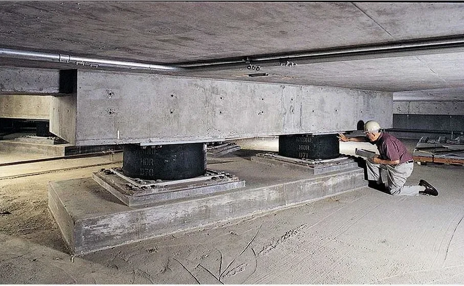 Base Isolation Seismic Design in Basildon – Eurocode-Compliant Engineering